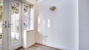 Photo 15- click for photo gallery